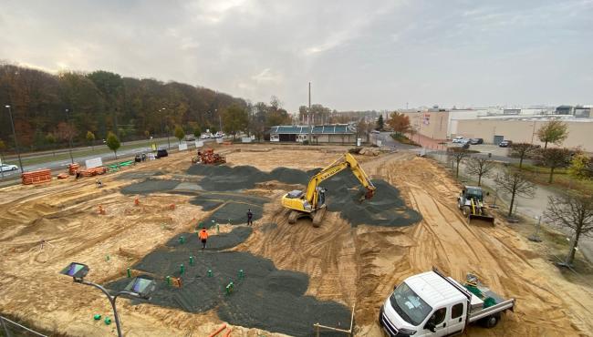 Erdarbeiten Kanal Tiefbau Außenanlagen