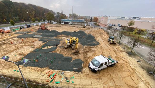 Erdarbeiten Kanal Tiefbau Außenanlagen